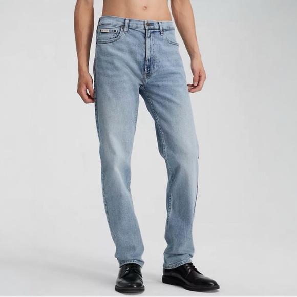 Calvin Klein Vintage Standard Straight Fit Jeans Unisex - Picture 1 of 13